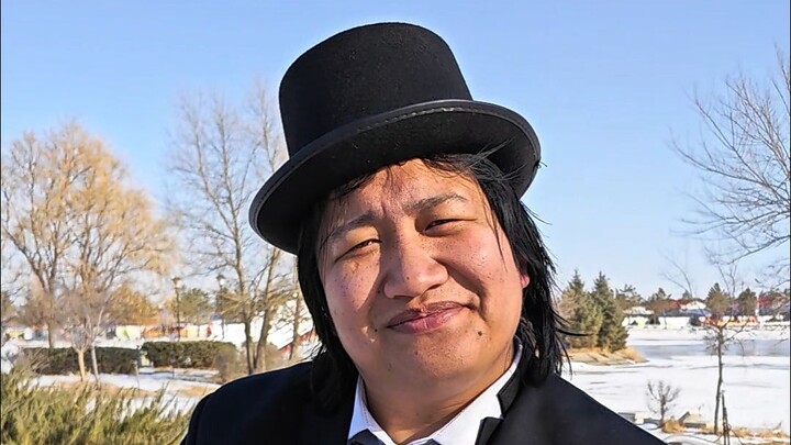 The Duke of Britain’s Everyday Life: A Down-to-Earth “Stolen Shot”