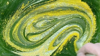 Membuat Sekotak Slime Emas dan Hijau Berkilau