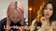 Việc Lily hát "Moonlight Sunrise" của TWICE không nên quá phù hợp khi hát một ca khúc tiếng Anh với