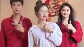 女生说服新婚哥嫂跳跺脚舞，感觉妹妹跟嫂子更像姐妹