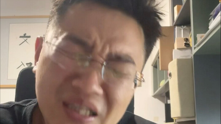 คุณสามารถท้าทายอำนาจของฉันได้ แต่โปรดอย่าดูถูกสติปัญญาของฉัน...