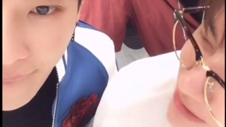 【Lý Văn Hán】【Vương Nhất Bác】Cùng thưởng thức màn độc thoại hài của chúng ta, ngọt ngào lắm đấy!