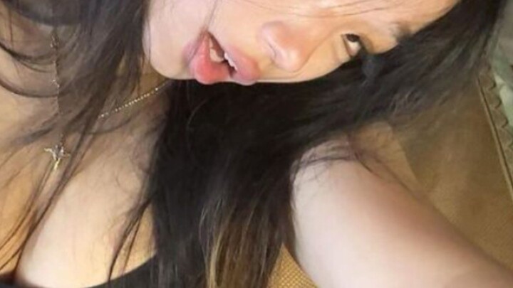 mau di kiss