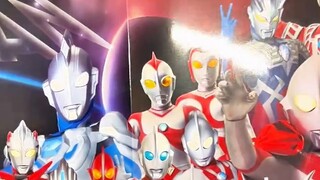 Buku pop-up Ultraman 3D pertama di China, saya sangat merekomendasikannya! Cahaya produk dalam neger