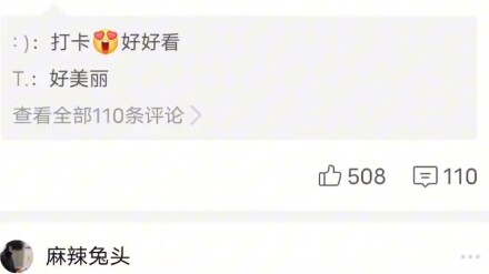 المشكلة ليست في عدم قدرتي على شراء ملابس نسائية، بل لأن القمصان الكبيرة للرجال أكثر توفّرًا من حيث ا