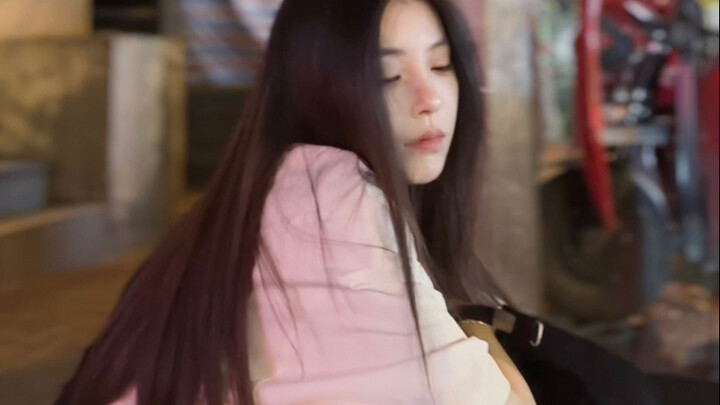 Can’t sleep in the middle of the night, so I get up to fawn over fans.