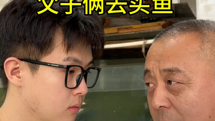 พี่สาวฉันอยากกินแอปเปิล แล้วพ่อฉันก็ทำเกล็ดปลารสเผ็ด! ตอนแรกนึกว่าจะไม่ตลกขนาดนี้ซะแล้ว 555