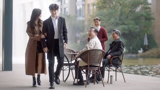 Jiran menyedari bahawa CEO yang berpendidikan tinggi ini adalah suami Cinderella.Iri hati!