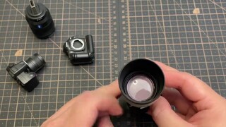 Let me show you the official small model of the camera manufacturer.