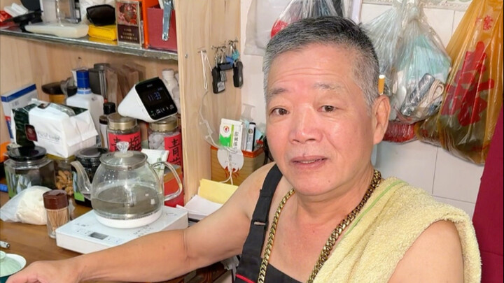 Sup Perut Babi Kudus dari Shantou 1980