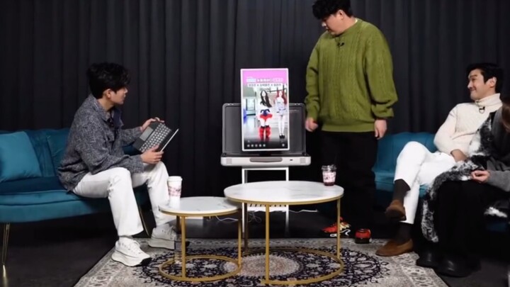 Prodigy dances to "Super Lady"