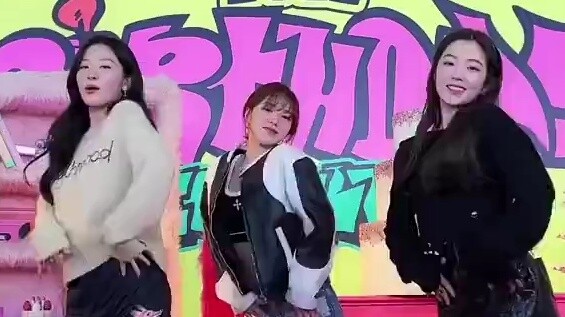 【Red Velvet】Tantangan paduan suara ulang tahun untuk semua anggota