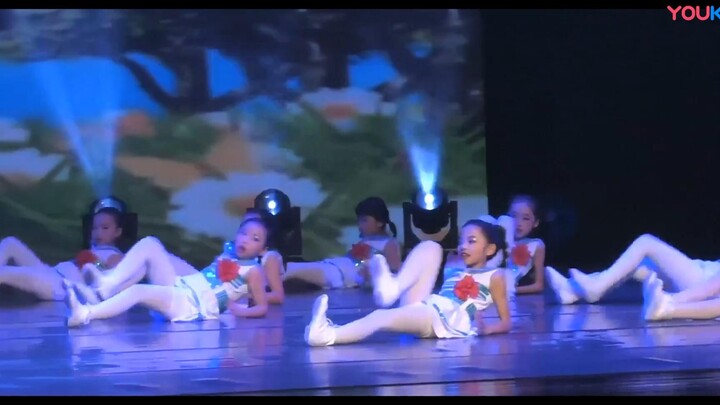 Campus Dance "Hand in Hand"