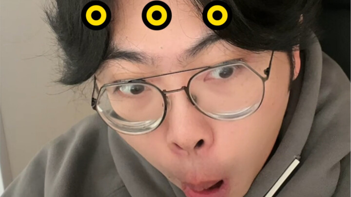 Chửi mãi mới phát hiện ra là đồng đội cùng chơi game