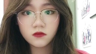黄 头 发 的 妹 妹