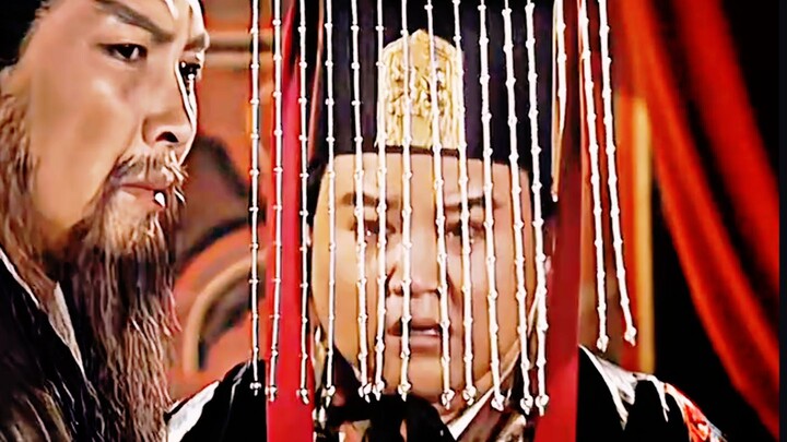 “Ketika para kasim mengira dengan memanggil Zhuge Liang kembali ke Chengdu, mereka bisa semena-mena 