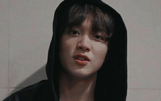 جمال لي دونغهي مُستَهَان به تمامًا.