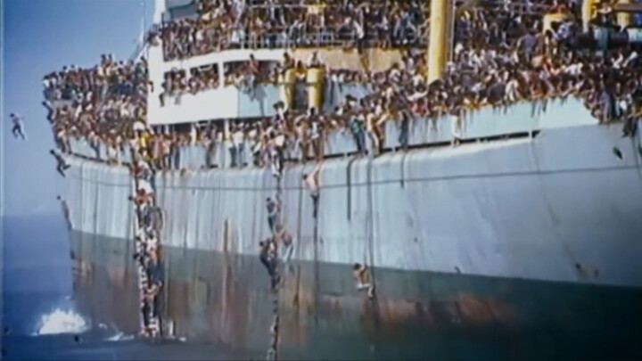 ภาพจริงเหตุการณ์หนีตายครั้งใหญ่บนเรือวาโลราปี 1991 เรือขนส่งสินค้าเต็มไปด้วยผู้ลี้ภัยสองหมื่นชีวิตที
