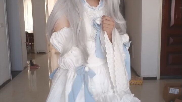 小男娘的白色洛丽塔