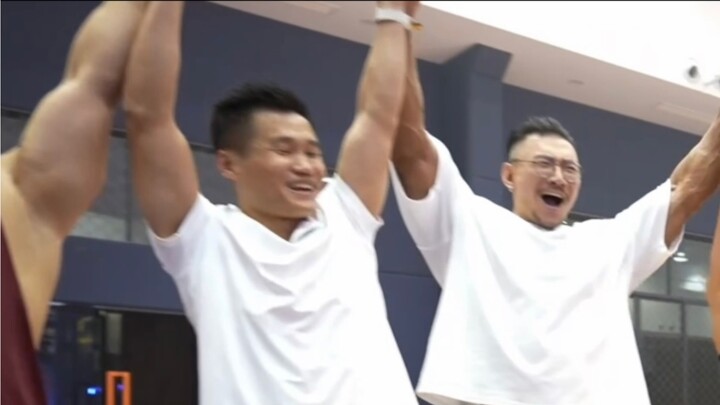 We spent millions and invited hundreds of celebrities to hold a fitness carnival.