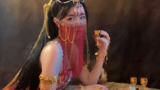 "سمعت أن راقصة الباليه الجديدة تتقن فن السحر الفانتازي..."