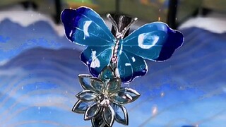 Vật mà Đường chủ cầm trên tay sao có thể là một chiếc trâm cài tóc hình bướm may mắn bình thường đượ