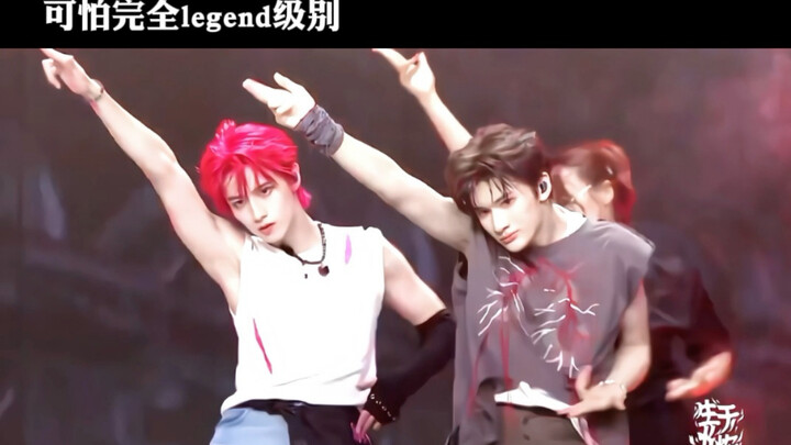 Sân khấu “Sinh ra trong lửa” của thế hệ thứ ba thực sự bá đạo quá…