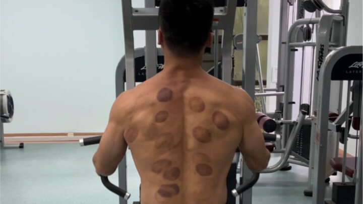 أنا رايح اليوم أتدرب في صالة اللياقة التجارية!