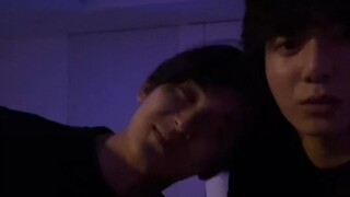 230705 Jungkook phát sóng trực tiếp với Kim Minkyu [Phụ đề tiếng Trung] Phát sóng trực tiếp hai ngườ