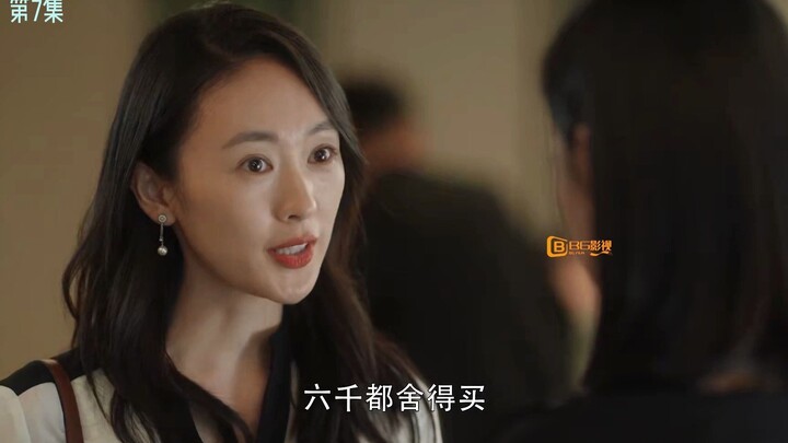 Woman Sniffs Danger in Oranges Sold at Just 35 Yuan Each