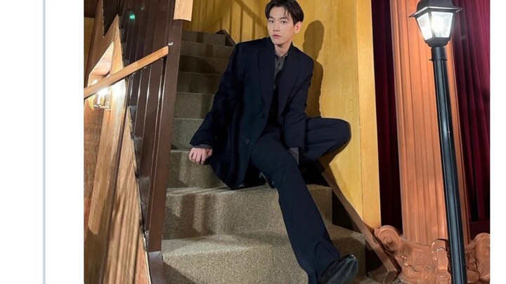 【بين بوكهيون】ألم نتفق على أن نقول للعلن إن طول هذا الأخ 183 سم؟!