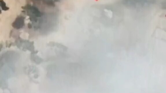 Satu orang membentuk pasukan sendiri.