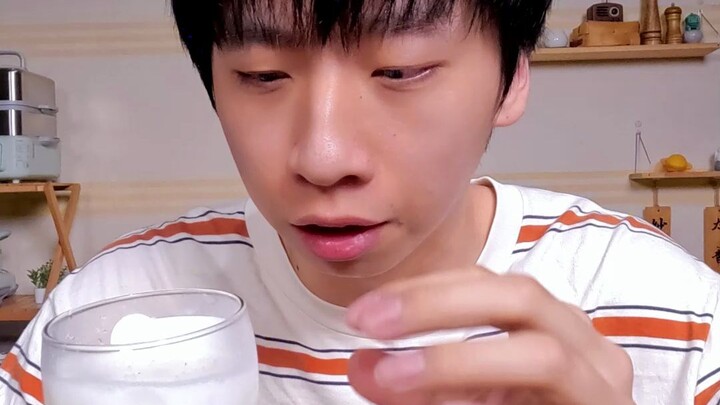 حليب مثلج مع نبيذ الأرز