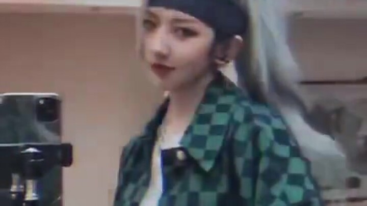 Barbie Fairy: Magic Mirror Transformation