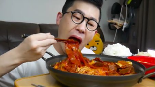 Bulgalbi hấp, trứng hấp và kim chi trắng MUKBANG #asmr #mukbang