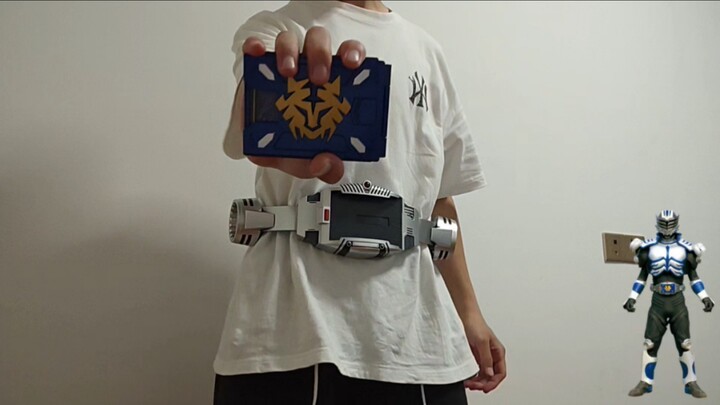 [การสาธิต] เข็มขัด CSM ของ Kamen Rider Ryuki โชว์ท่าแปลงร่างของอัศวินทั้ง 14 คน!