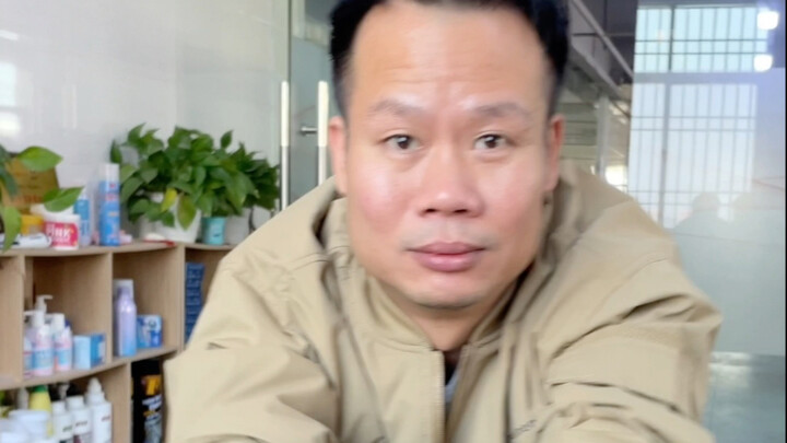 Orang ini benar-benar menakutkan!