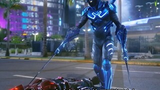 男人发现了一个神秘的蓝色甲虫，没想到它有这样的威力