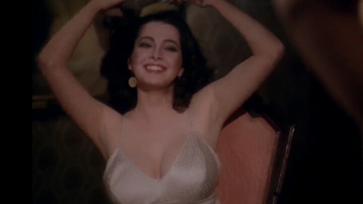 感受一下永存硬盘的意大利女神的性感名场面吧