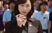 Saat Anda berubah menjadi Kamen Rider di depan semua orang