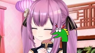 ฉันซ่อนตัวอยู่ในรถ แต่ Dragon Girl และ Erhu อยู่นอกรถ