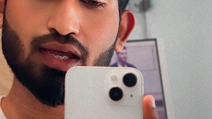 Maine to dhire se nindon ke dhaage se