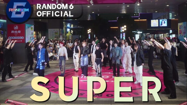 SEVENTEEN đã trở lại! Màn trình diễn siêu đỉnh với các vũ công thật sự là một màn trình diễn ngoạn m
