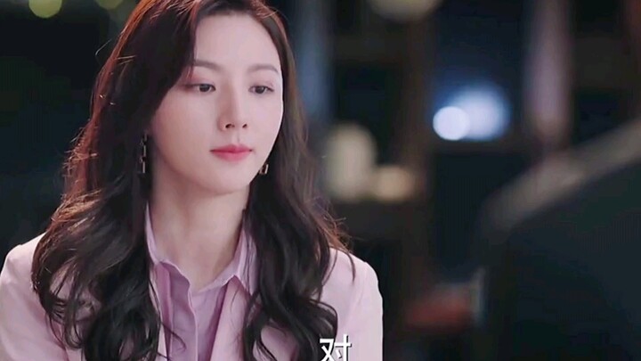 إذا كان حقًا يحبك، فلن يسمح لك بأن تصبحي في أعين الآخرين تلك التي تُدمّر الأسرة.