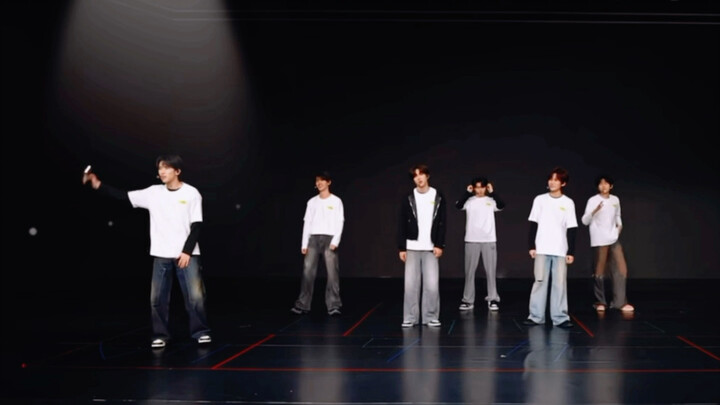 这里stf这声也觉得浩翔是个很浪漫的人吧