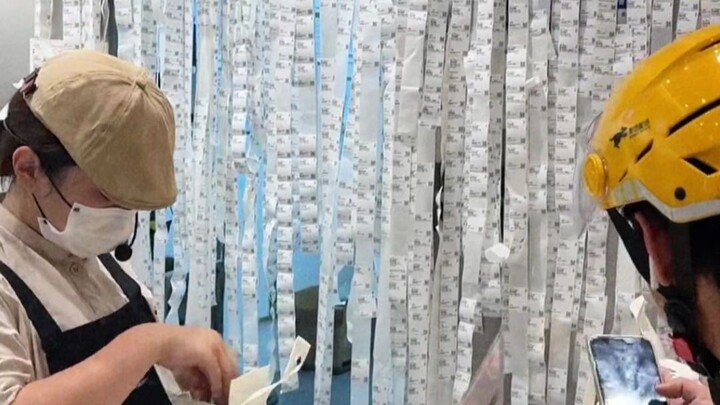 Du học sinh về nước mới phát hiện “bạch nguyệt quang” thuở xưa của mình đã bị xóa sạch