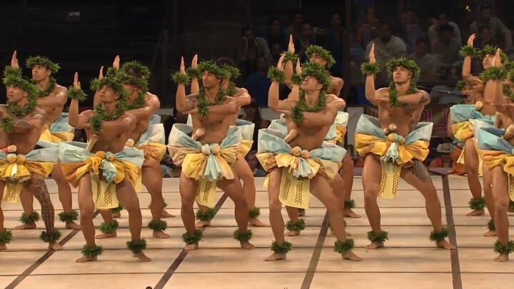 Penampilan kelas juara “Olimpiade” tari hula Hawaii! Juara pertama kategori tradisional putra tahun 