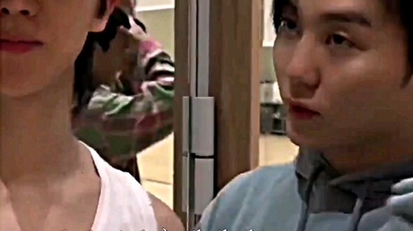 [Wen Junhui] Our little Mi really doesn’t act like a big brother at all—she’s just a super cute litt