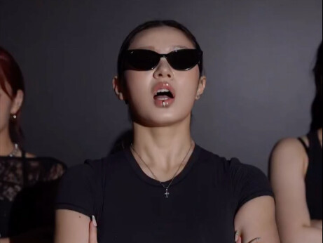 Leejung | Former Choreographer Dances the Meovv Mama Remix Choreography!