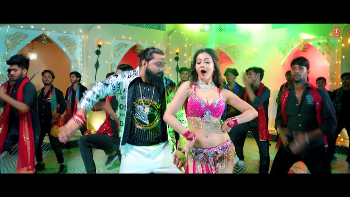 Balamuwa Ke Ballam ( Latest Bhojpuri Song 2024 ) Samar Singh _ _Namrita Malla(4K